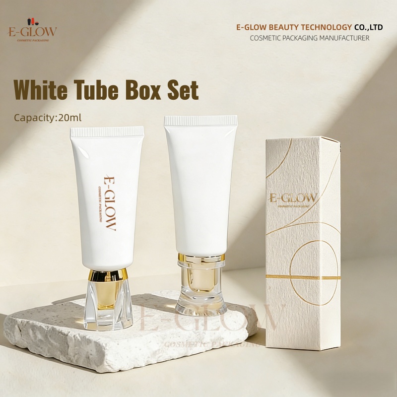Luxury Skincare Packaging - 【ロゴカスタム】50個 カスタマイズ可能 20ml ホワイト光沢チューブボディ ゴールド/シルバー ウエスト蓋/ゴールド梅の花蓋
